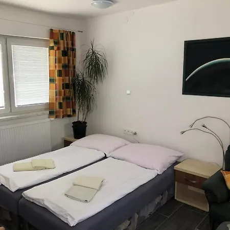 Family Krumlov Apartment *